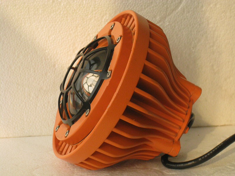 LED